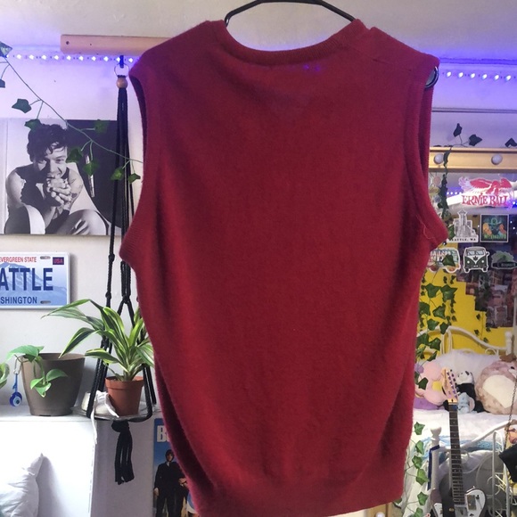 Jc penny, the mens shop, red, size large, sweater vest. - Picture 2 of 4